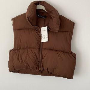 Zara brown cropped puffer vest in L/XL. NWT. Never Worn.